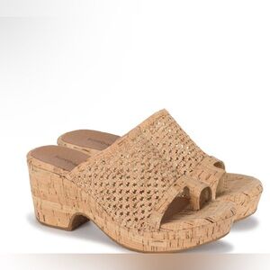 Beartraps Bethie Wedge Sandle, Size 11M, Color Natural Cork New w/o Box